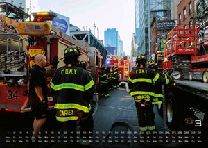 FIREFIGHTER - Retter in der Not - Feuerwehr - 2027 - Kalender